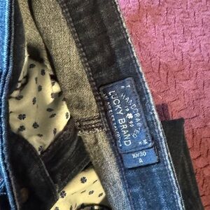 Lucky Brand women’s Blue Jeans